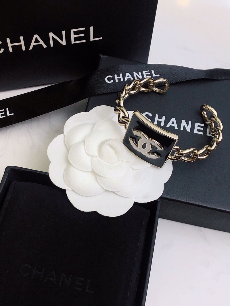 Ch**el bracelets